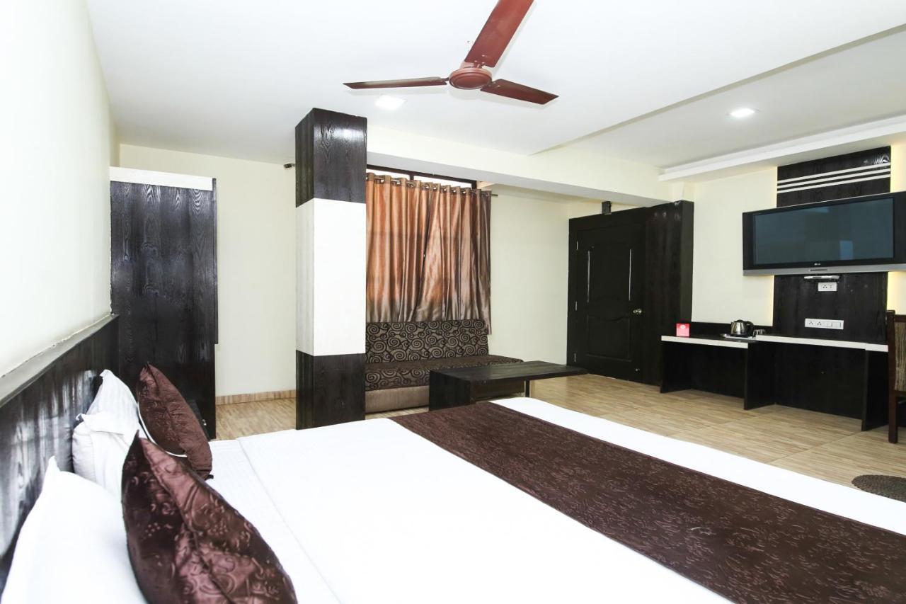 Oyo 2155 Hotel Wardhman จาบัลปูร์ ภายนอก รูปภาพ